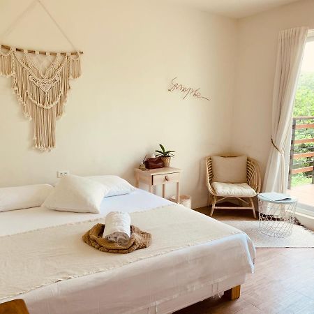 W24墾丁民宿墾丁大街一館bnb Esterno foto