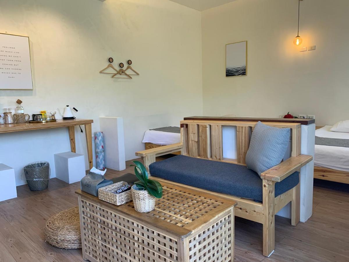 W24墾丁民宿墾丁大街一館bnb Esterno foto