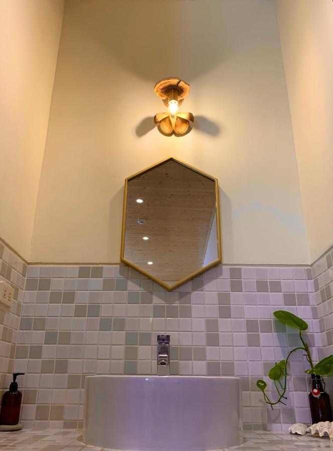 W24墾丁民宿墾丁大街一館bnb Esterno foto