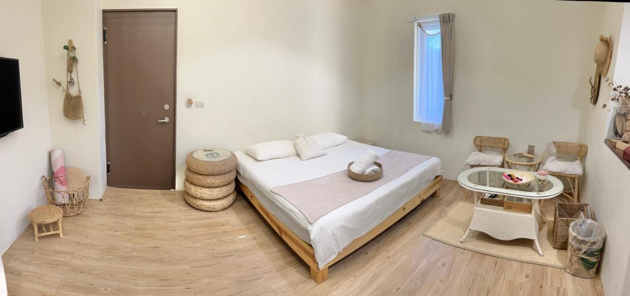 W24墾丁民宿墾丁大街一館bnb Esterno foto