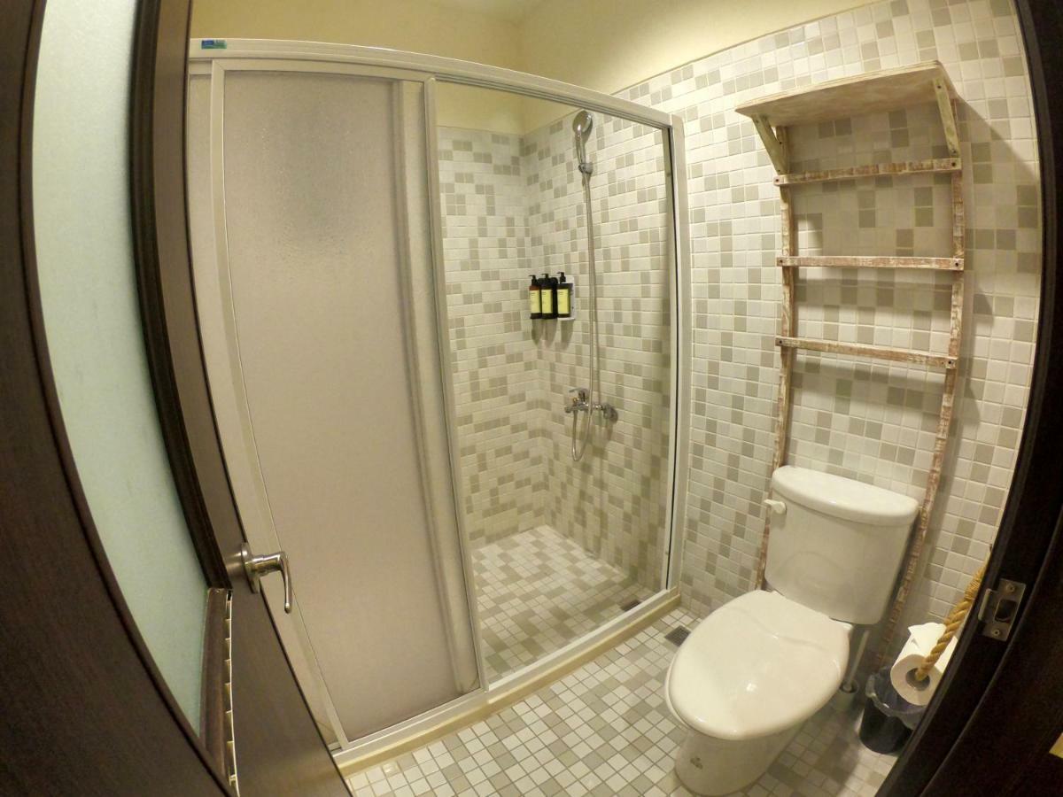 W24墾丁民宿墾丁大街一館bnb Esterno foto